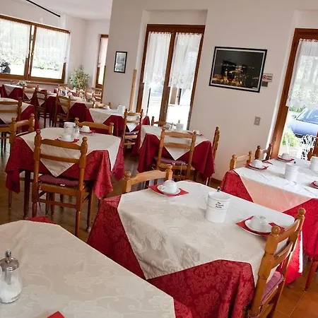 San Carlo 酒店 马尔切西内
