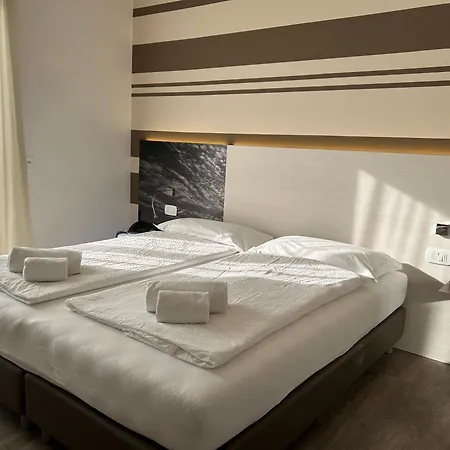 酒店 San Carlo 马尔切西内