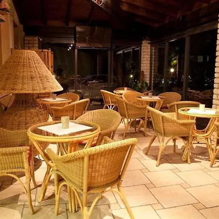 San Carlo 酒店 3*