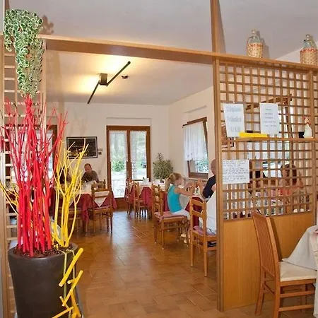 San Carlo מלון 3*